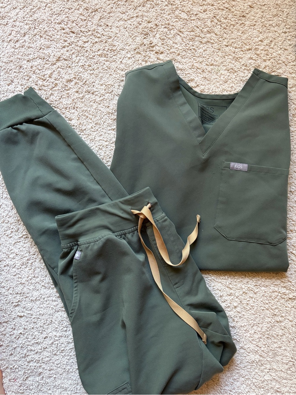 Figs Moss Scrub Set